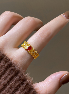 中古沙金几何方形锆石花丝戒指