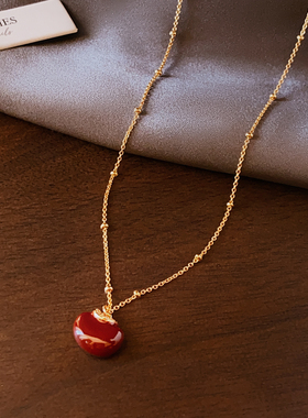 红豆吊坠金色项链高级感轻奢小众