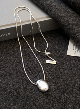 银色几何圆形吊坠长项链大气高档