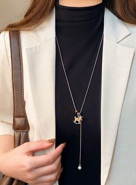 独角小木马珍珠吊坠长项链高级感