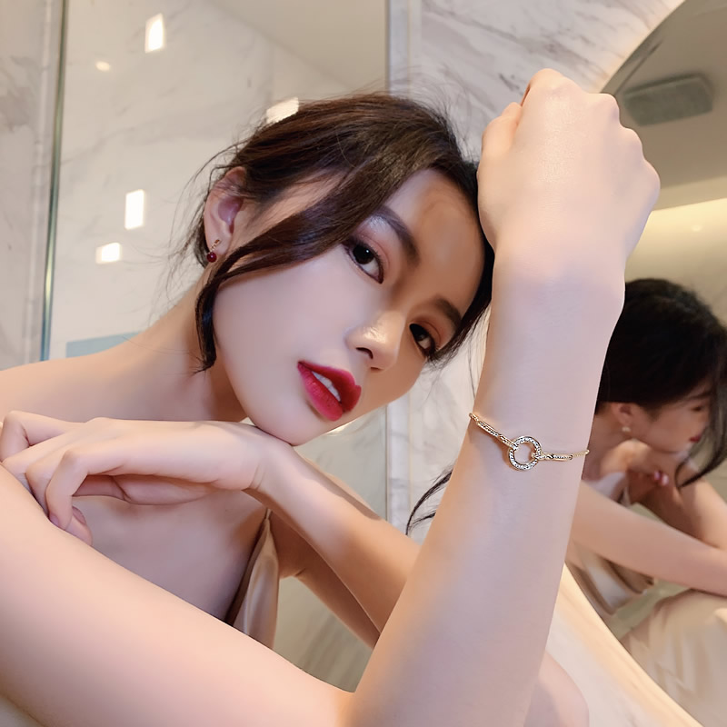 腕间光芒微镶工艺满钻圆环高级轻奢手链 达人网红手镯调节手环 ins 腕间光芒微镶工艺满钻圆环高级轻奢手链 达人网红手镯调节手环 ins