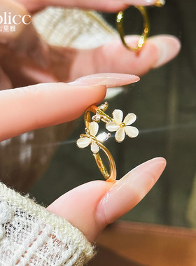 金色微镶五瓣花朵开口戒指高级感