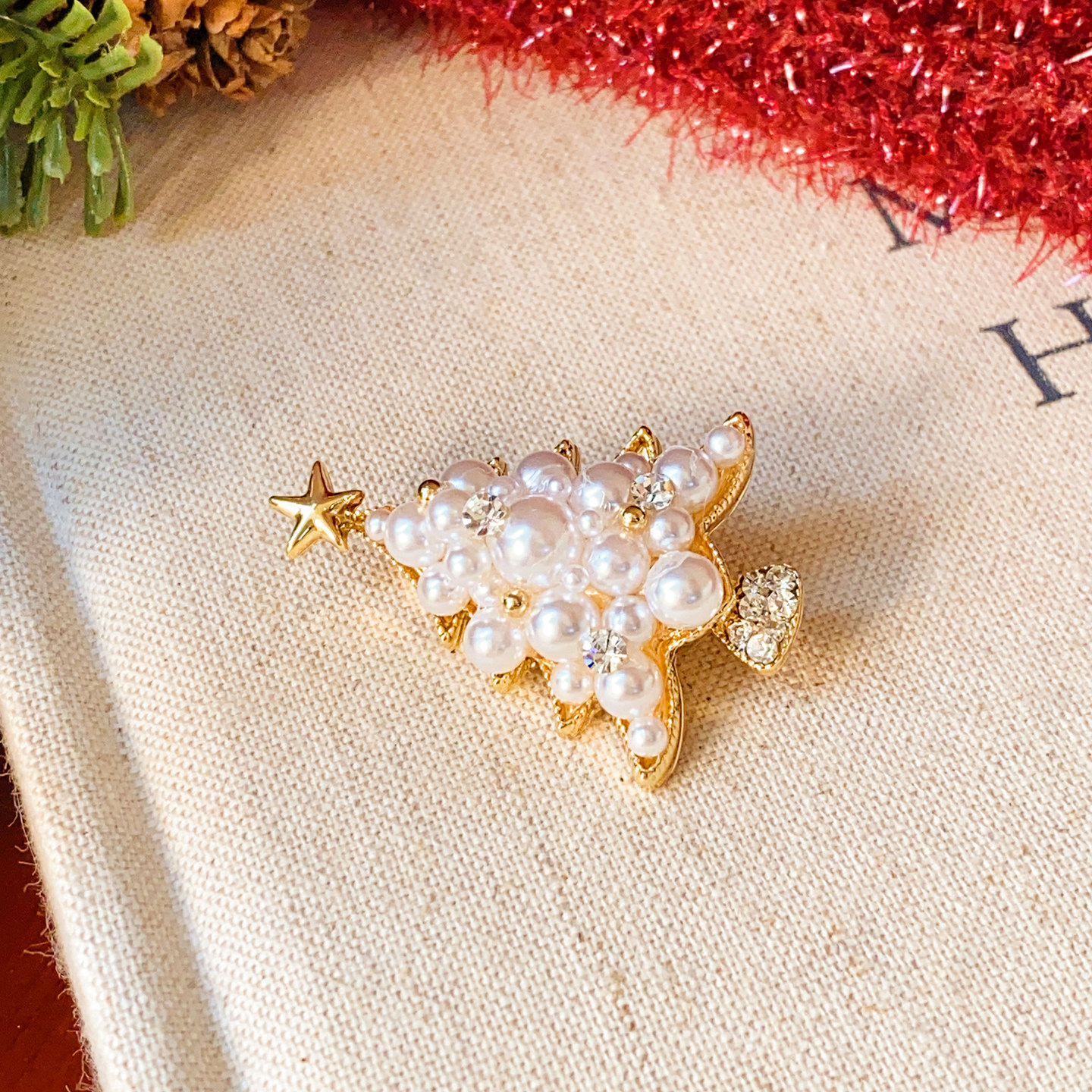 圣诞节礼物星星珍珠圣诞树胸针女2026新款别针配饰高级感轻奢扣针,淘宝优惠券,粉丝福利购,淘宝优惠卷