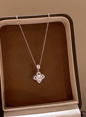 银色玫瑰切镂空锆石星星项链饰品