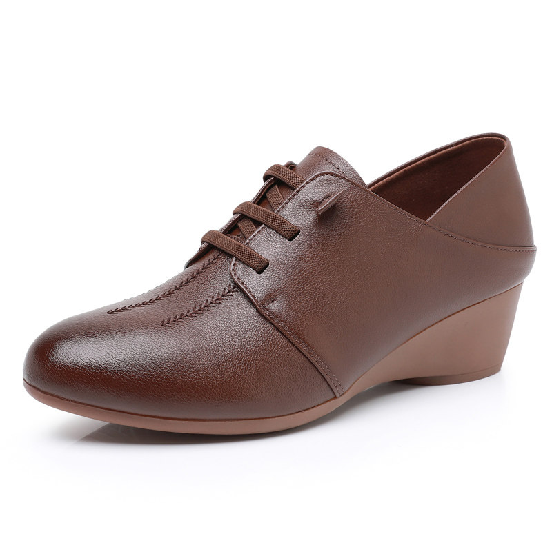 真皮坡跟单鞋春秋软底舒适妈妈鞋大码女鞋中老年人中跟深口小皮鞋,淘宝优惠券,粉丝福利购,淘宝优惠卷
