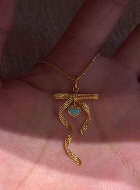 宫廷风蝴蝶结灵动飘带爱心绿松吊