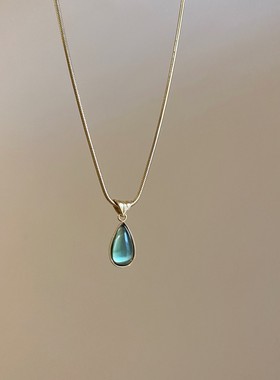 人鱼眼泪法式剔透绿水滴项链配饰