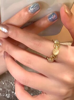 新年金色五帝钱猫眼石戒指女指环
