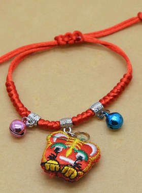 民族风热卖儿童款红绳五彩绳手链