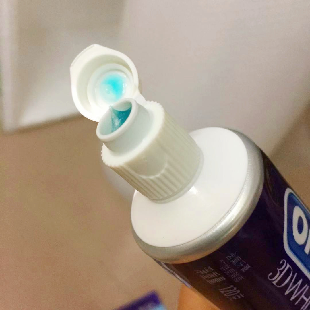 四支装 香港购欧乐B Oral B 进口3d牙膏美百双效炫白清柠薄荷包邮 - 图2