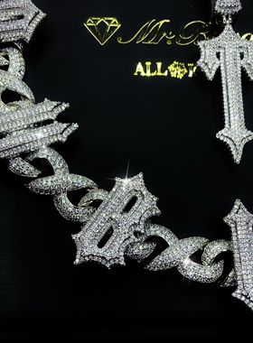 TRAPSTAR情侣字母订做无限古巴连