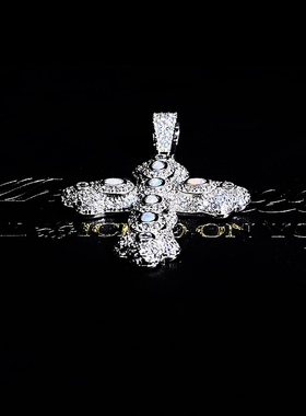 Mr.Bling混镶欧泊小十字架吊坠