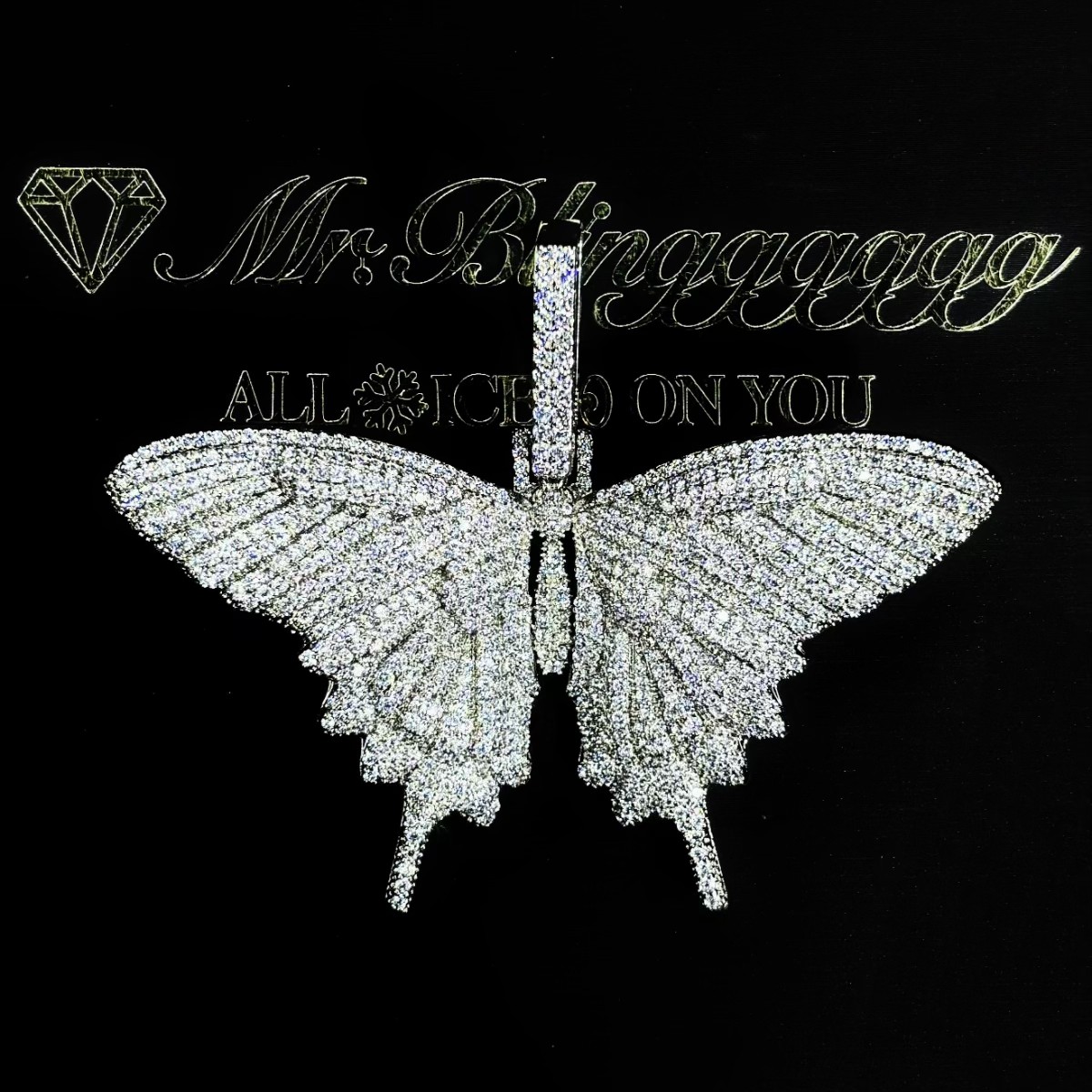 Mr.Blingggggg European and American hip-hop jewelry same style full diamond exquisite super flash Isabel butterfly pendant