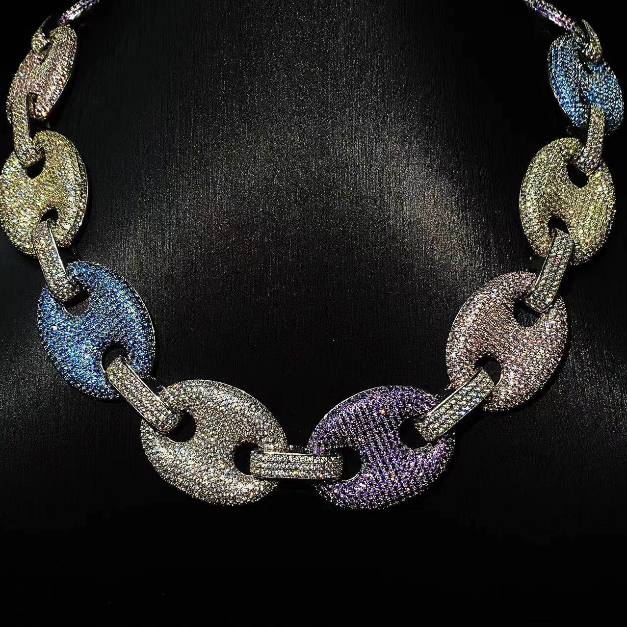 Mr.Blingggggg European and American hip-hop jewelry Travis Scott's same 25mm color diamond pig nose necklace
