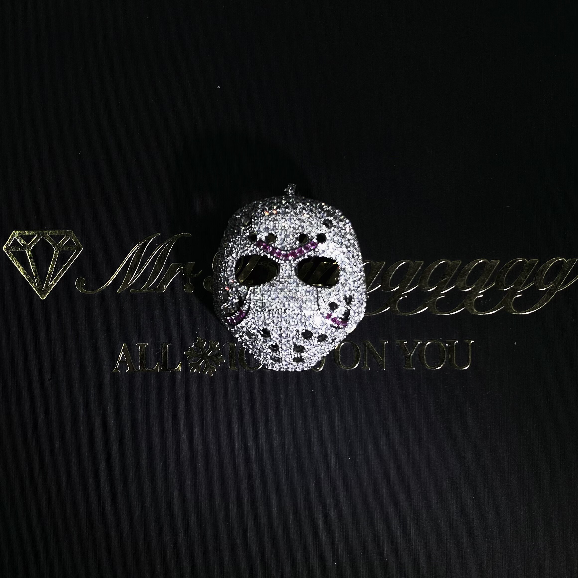 Mr.Blingggggg European and American hip-hop jewelry full of diamonds horror Black Friday Jason mask rap pendant