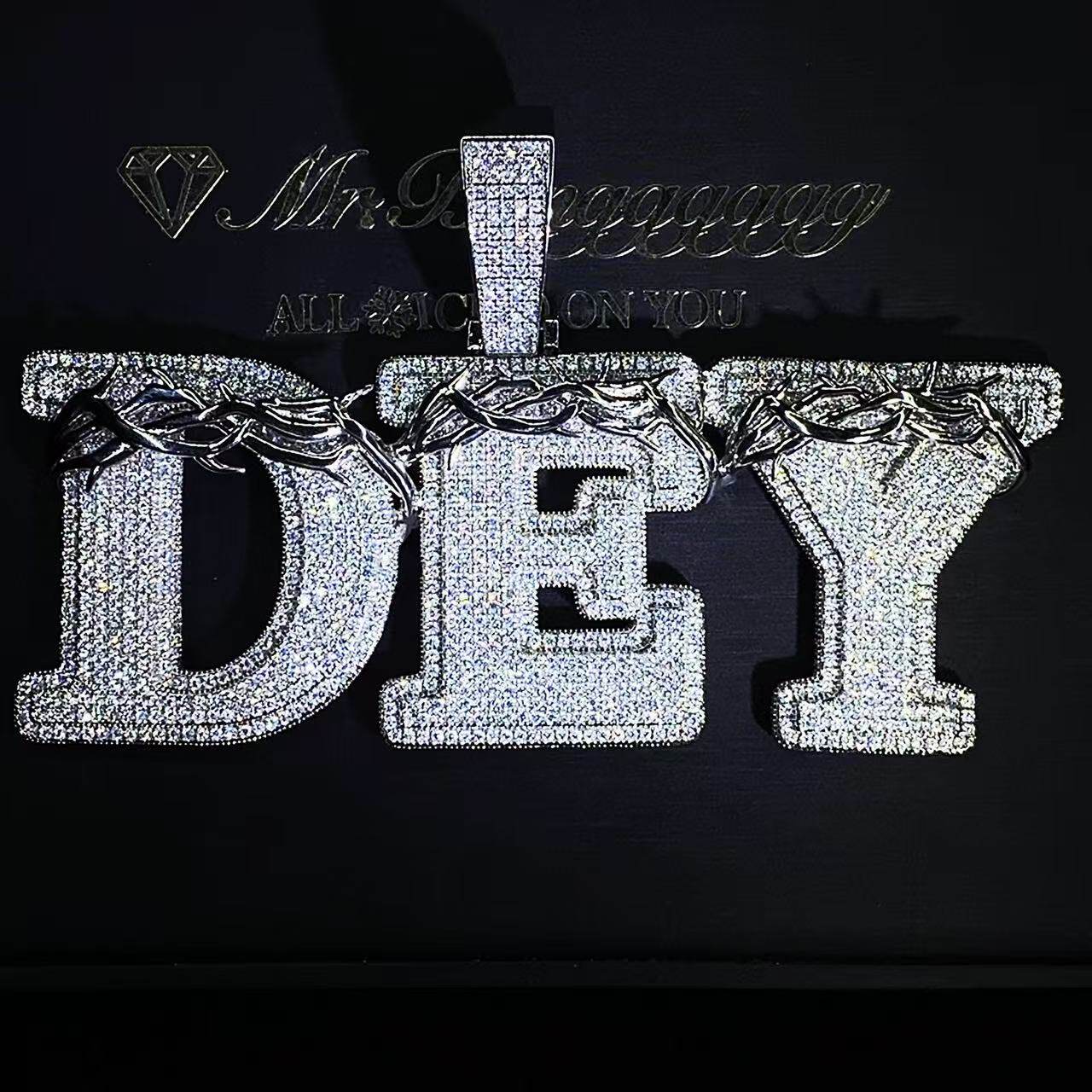 Mr.Blingggggg European and American hip-hop jewelry full diamond customized thorn crown large three-dimensional letter pendant