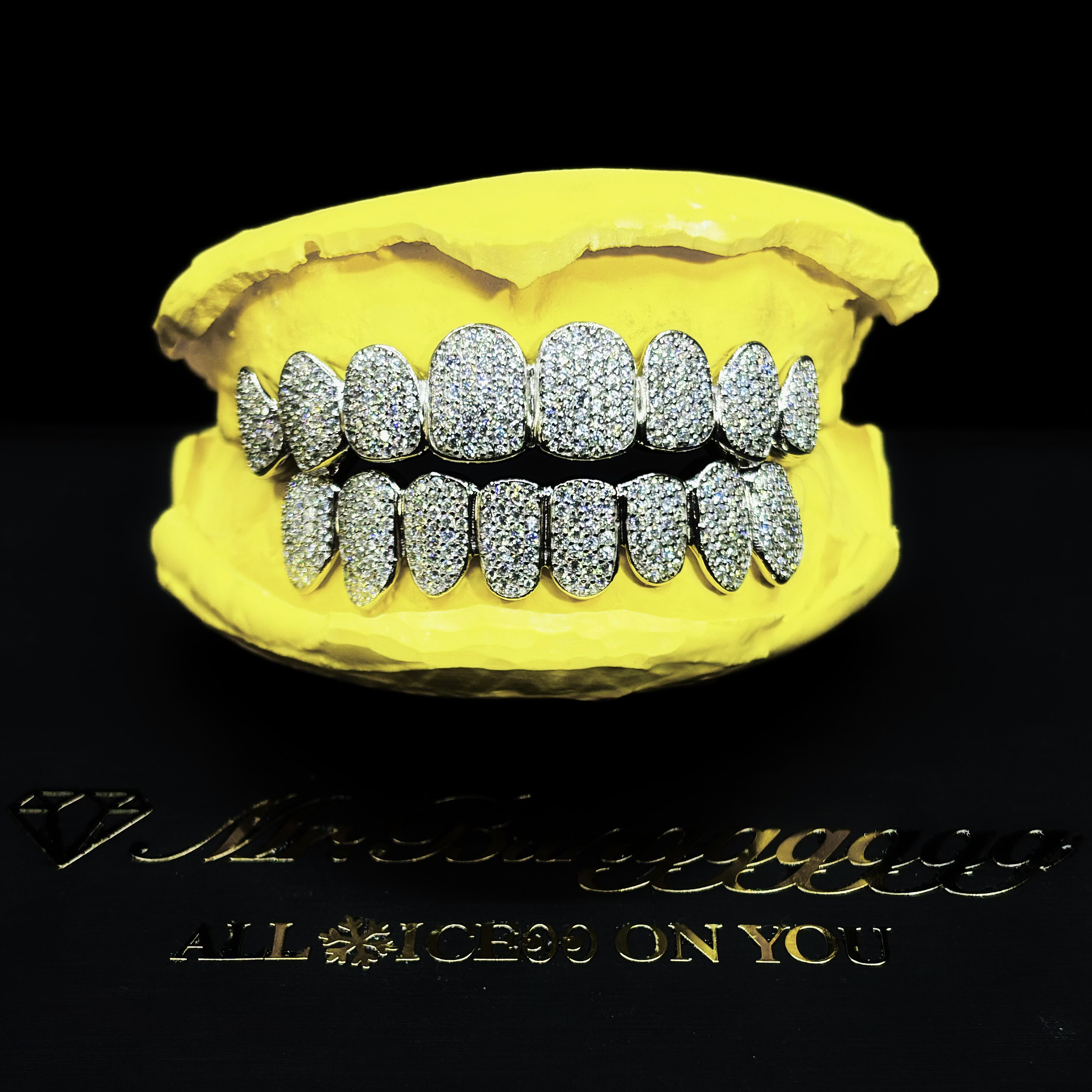 Mr.Blingggggg European and American hip-hop jewelry customized 925 silver upper 8 lower 8 full diamond inlaid frame wire braces