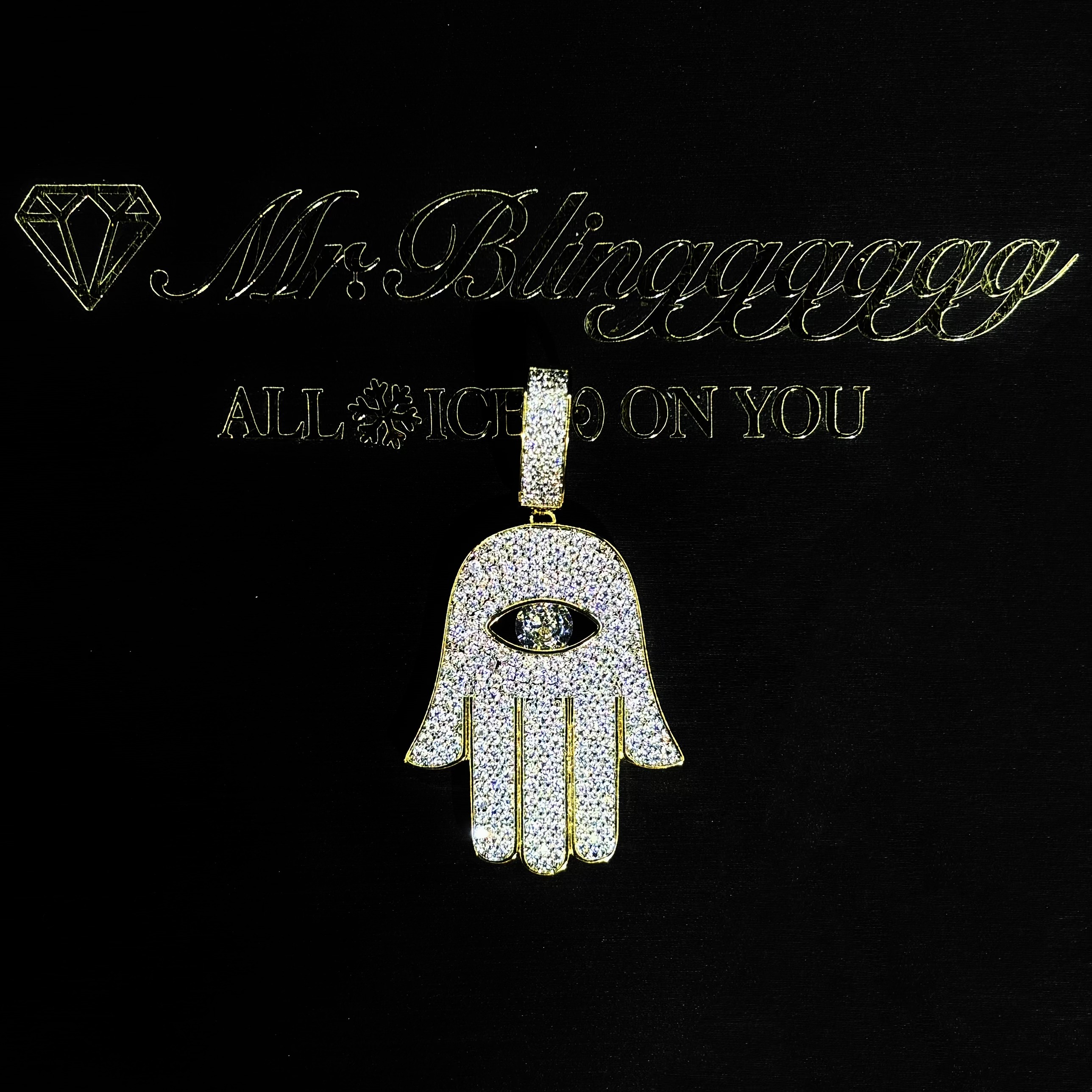 Mr.Blingggggg European and American hip-hop jewelry full diamond classic style golden Fatima eyes small hand pendant