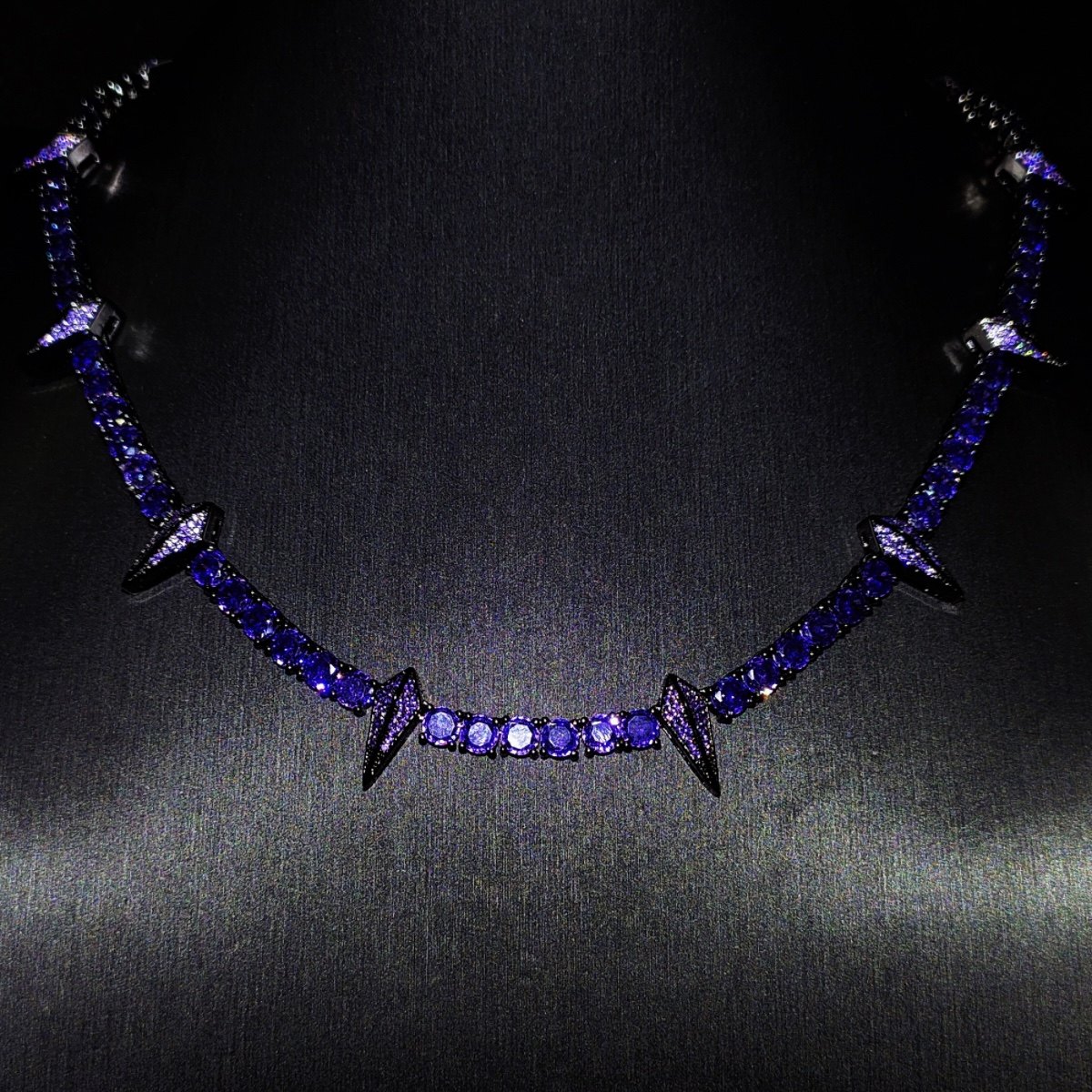 Mr.Blingggggg European and American hip-hop jewelry full of diamonds, black and purple, popular couple style black panther spike necklace