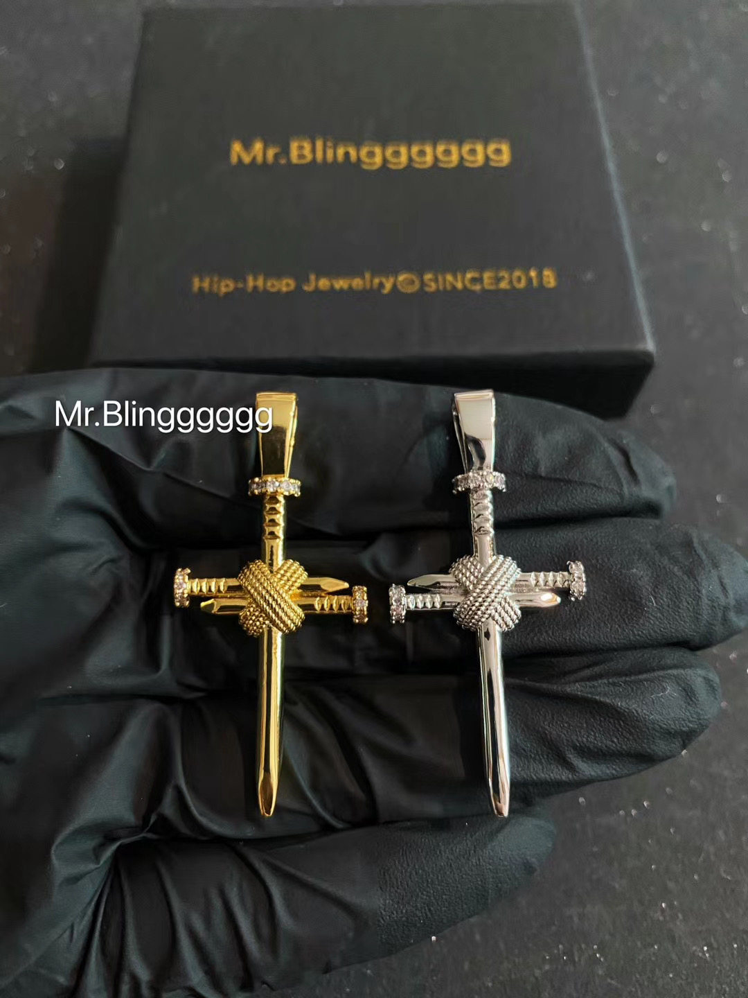 Mr.Blingggggg European and American hip-hop jewelry half-diamond solid high-quality double-sided nail cross pendant