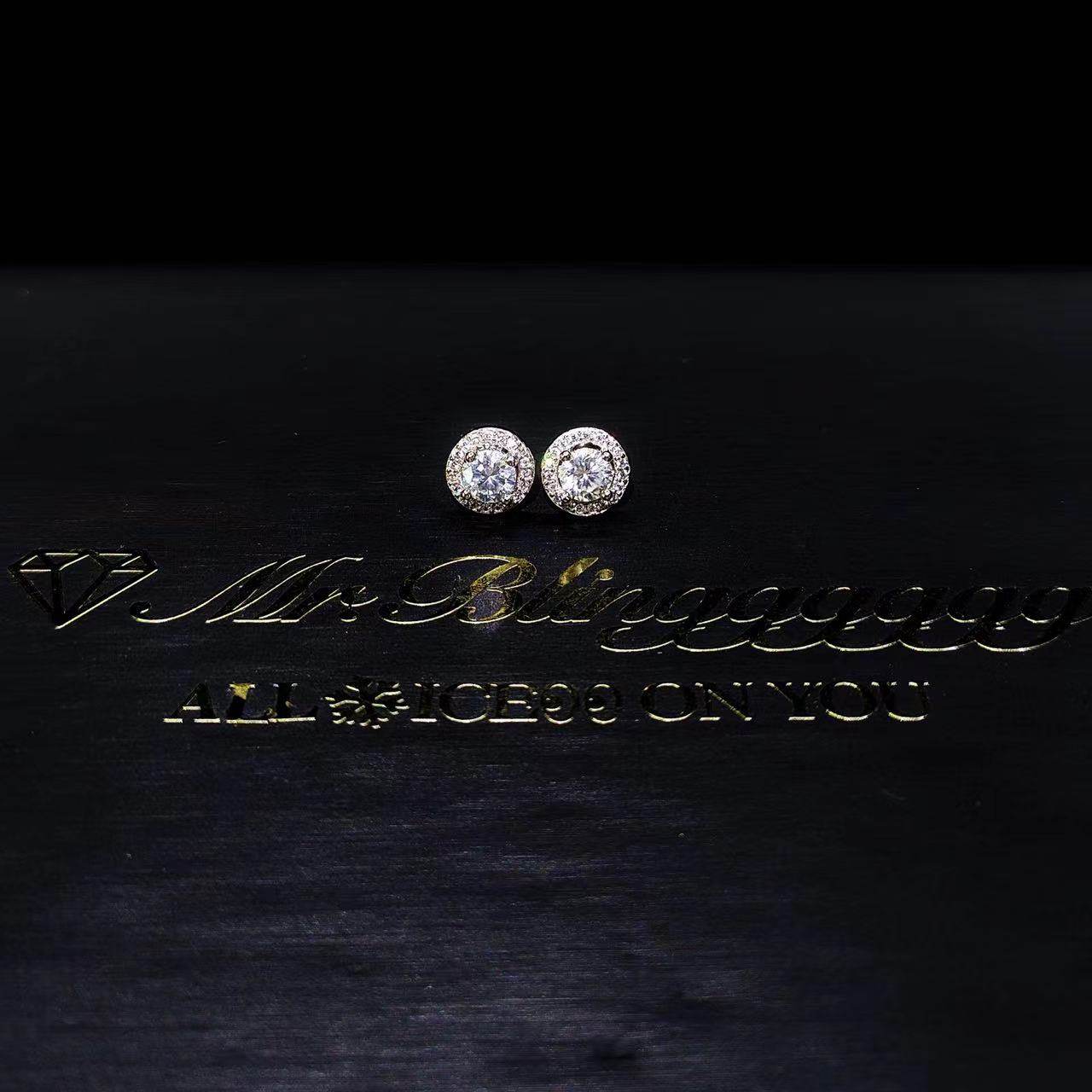 Mr.Blingggggg European and American hip-hop jewelry S925 silver group set with 0.5 carat vvs1D color moissanite earrings