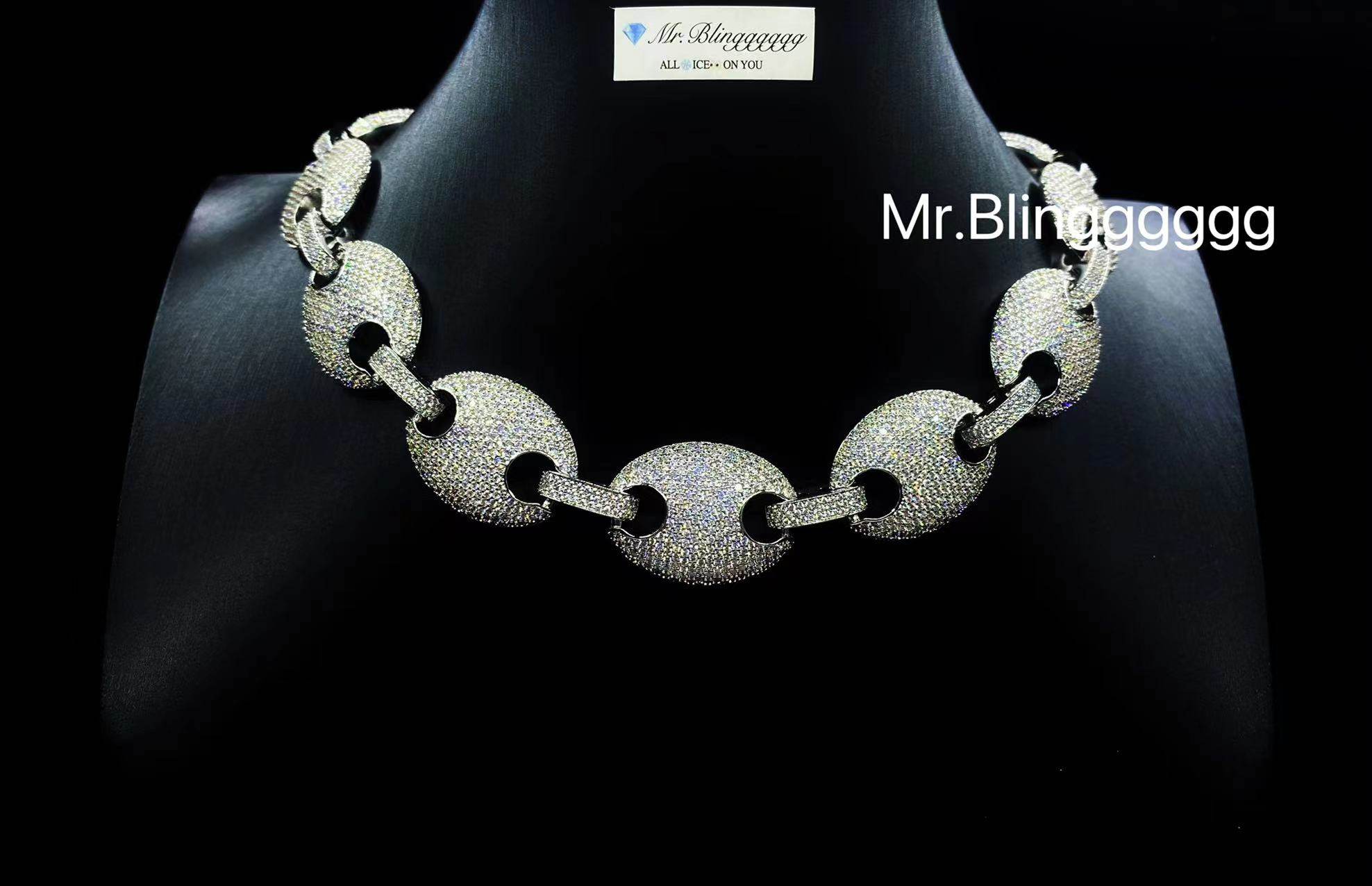 Mr.Blingggggg European and American hip-hop jewelry 20mm densely inlaid heavy-duty pig nose diamond Cuban chain with full diamonds