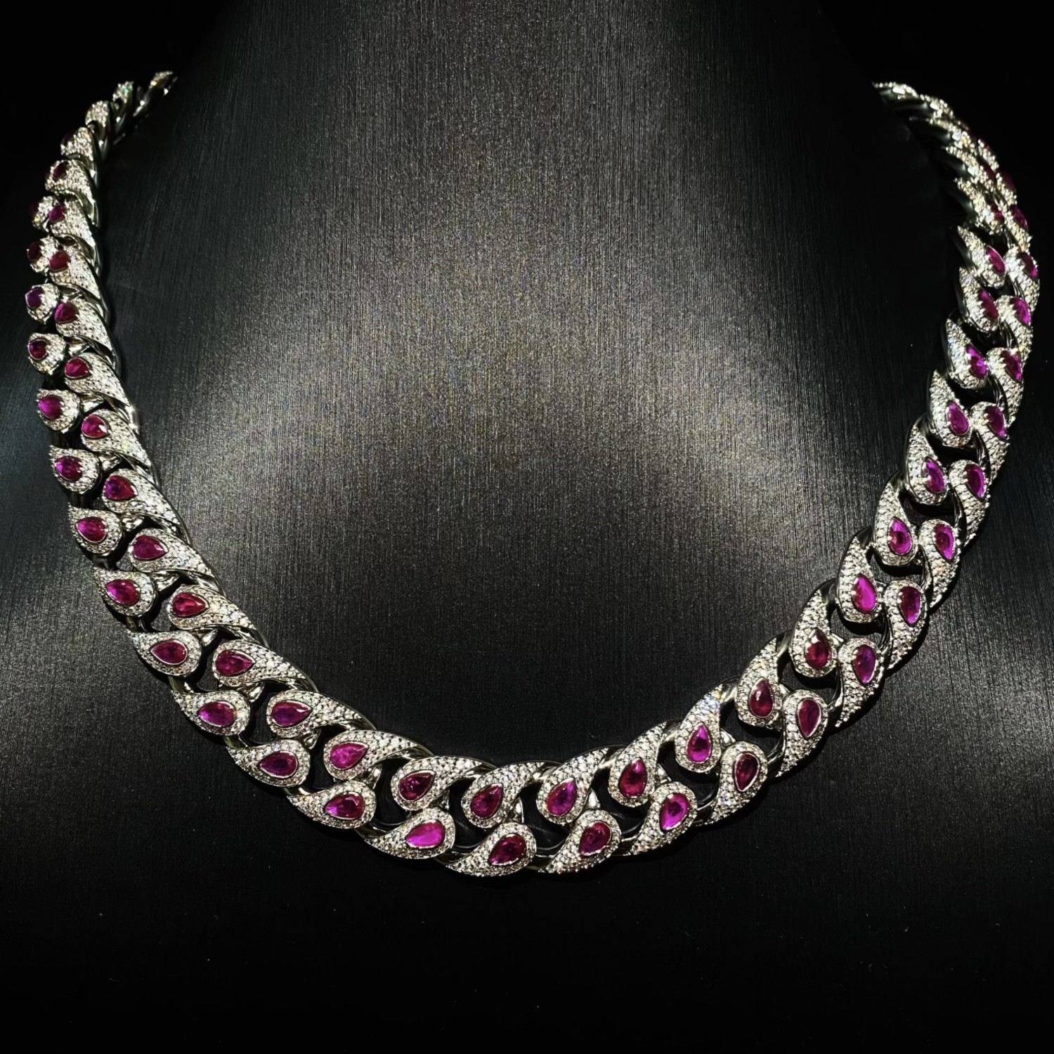 Mr.Blingggggg European and American hip-hop jewelry 16mm full diamond mixed inlaid with drop diamond cashew flower Cuban chain
