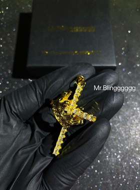 MrBlingggggg实心皇冠十字架吊坠