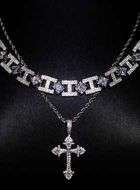 Mr.Bling情侣款蓝粉白珠宝H字链