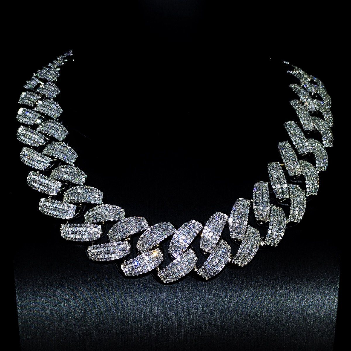 Mr.Blingggggg European and American hip-hop jewelry 6ix9ine same style 3cm mixed inlaid baguette diamond Cuban chain