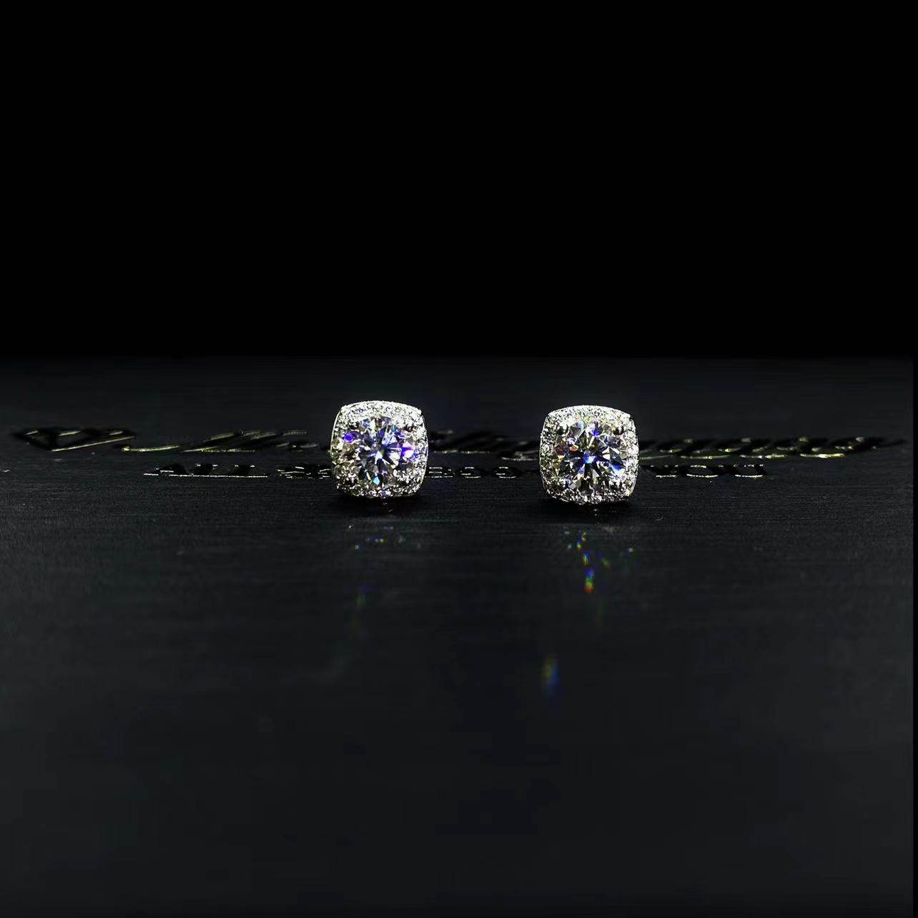 Mr.Blingggggg European and American hip-hop jewelry 925 silver D color moissanite magnetic rock candy non-pierced ear needles