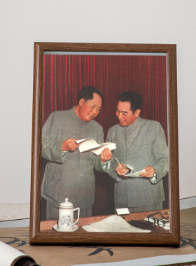 毛主席画像相框挂画毛爷爷伟人头像装饰桌面摆件办公室客厅摆台画