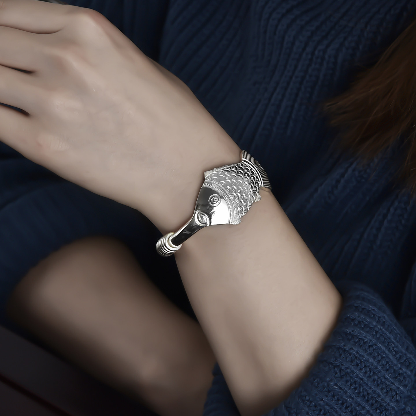 原创999纯手工足银手镯民族风简约女式扁形闭口定制老式鱼手镯子,淘宝优惠券,粉丝福利购,淘宝优惠卷