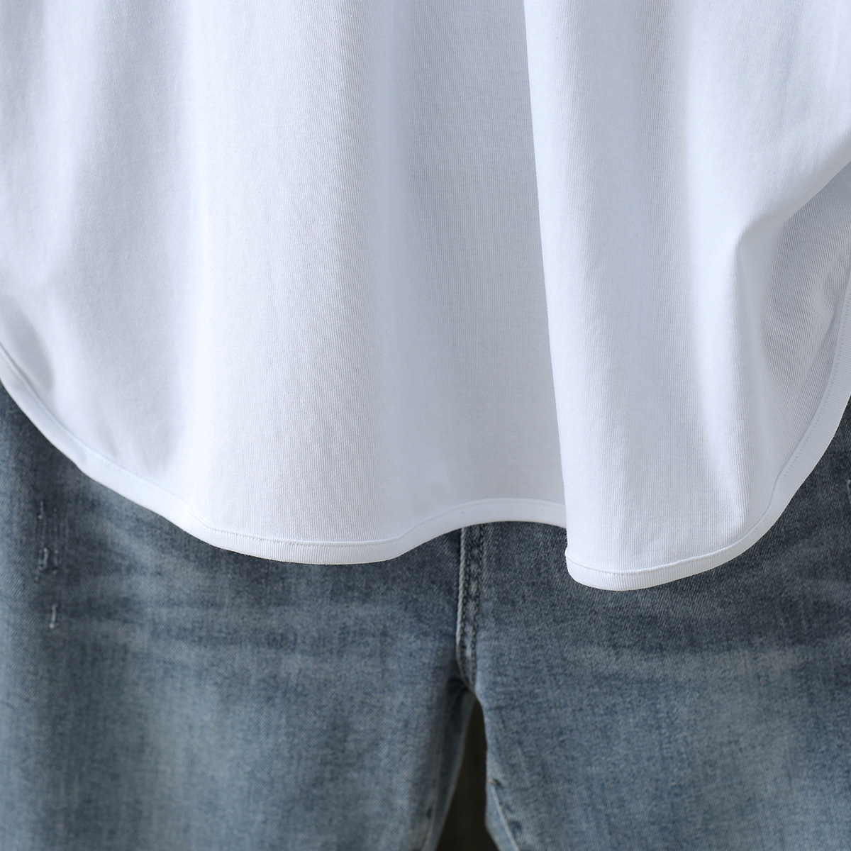 春秋大码200斤打底衫女韩版中长款心机上衣设计感开叉白色长袖T恤