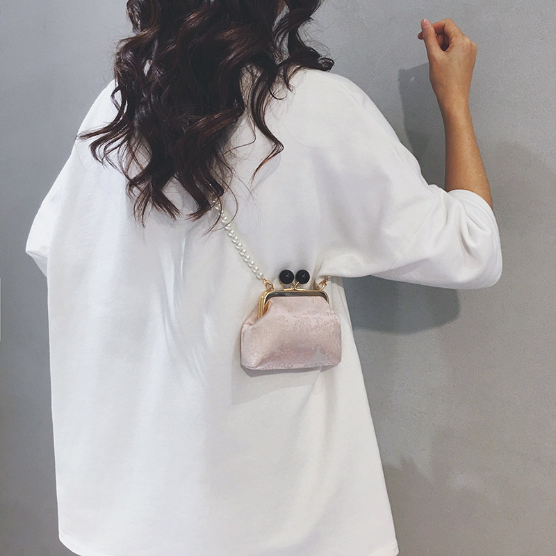 复古新中式国风刺绣包女2025新款珍珠链条手提贝壳包轻奢斜挎小包,淘宝优惠券,粉丝福利购,淘宝优惠卷