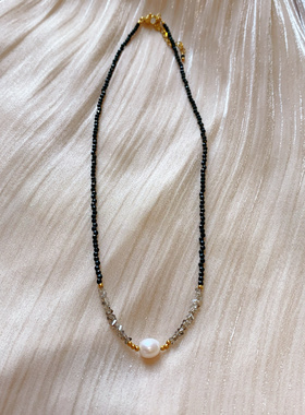 黑色水晶淡水珍珠项链女小众设计轻奢锁骨链2024年新款潮甜美颈链