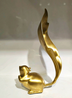 现代简约铜松鼠摆件雕塑样板房售楼处大厅玄关软装饰品