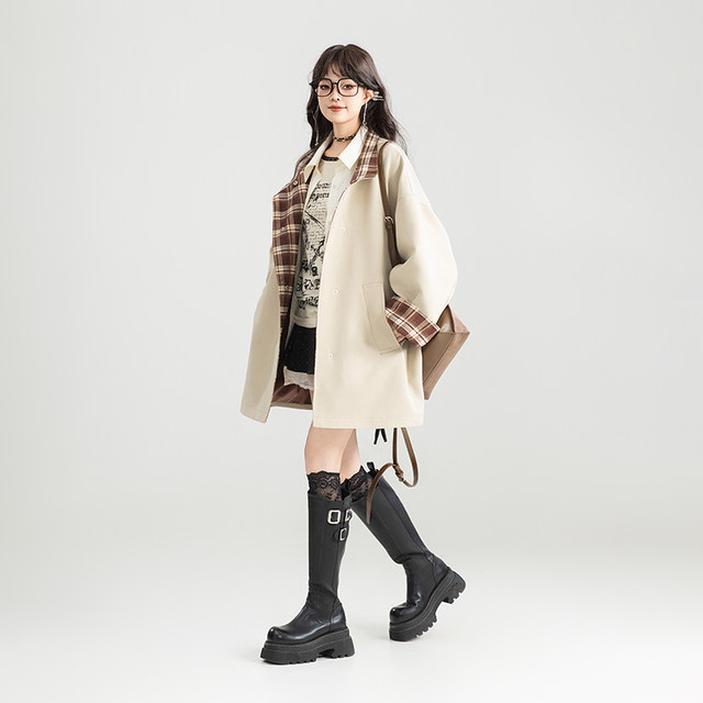 KEIKO retro commuter plaid silhouette windbreaker