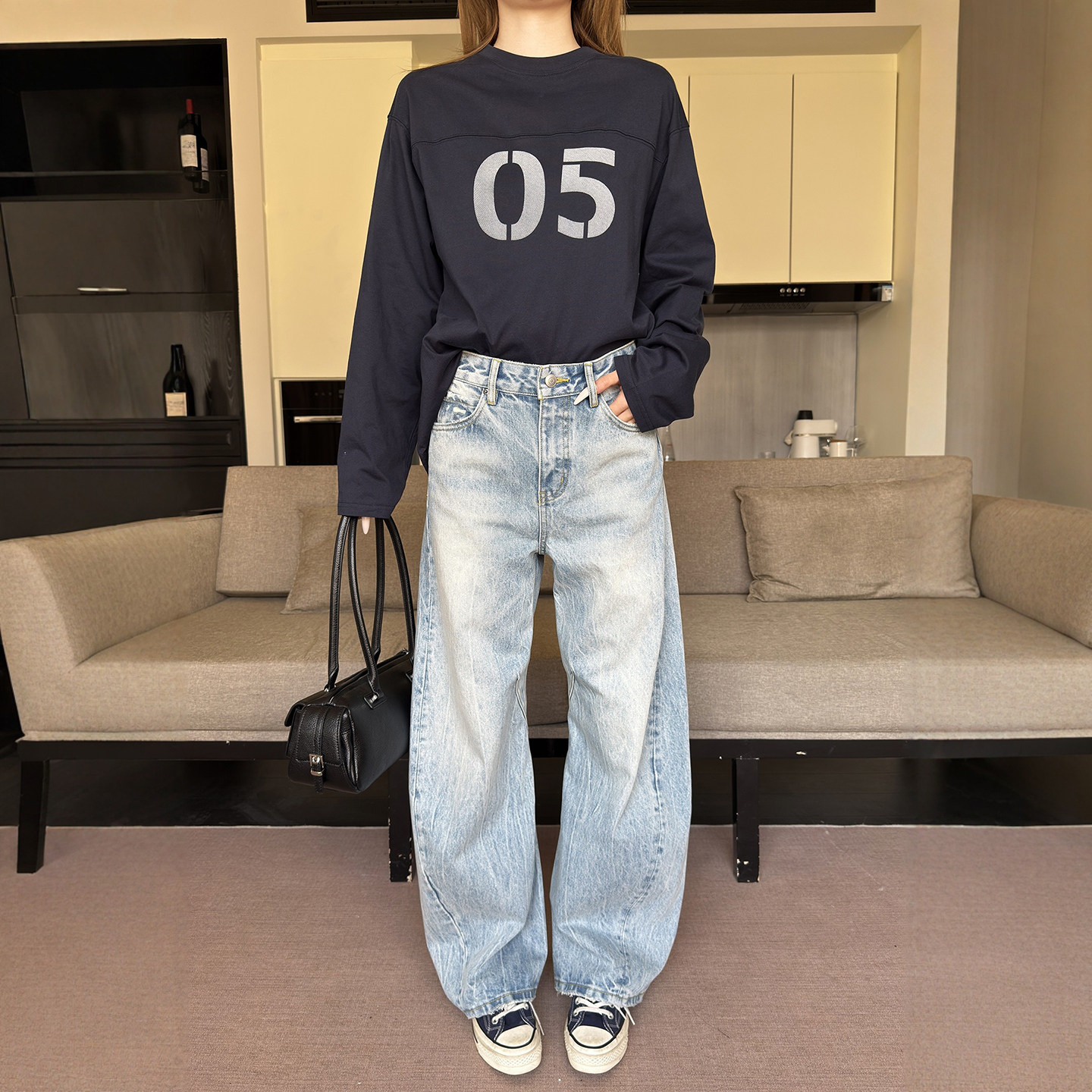 12平方87252蓝色后袋破洞设计弯刀牛仔裤女2026松弛感显瘦阔腿裤,淘宝优惠券,粉丝福利购,淘宝优惠卷