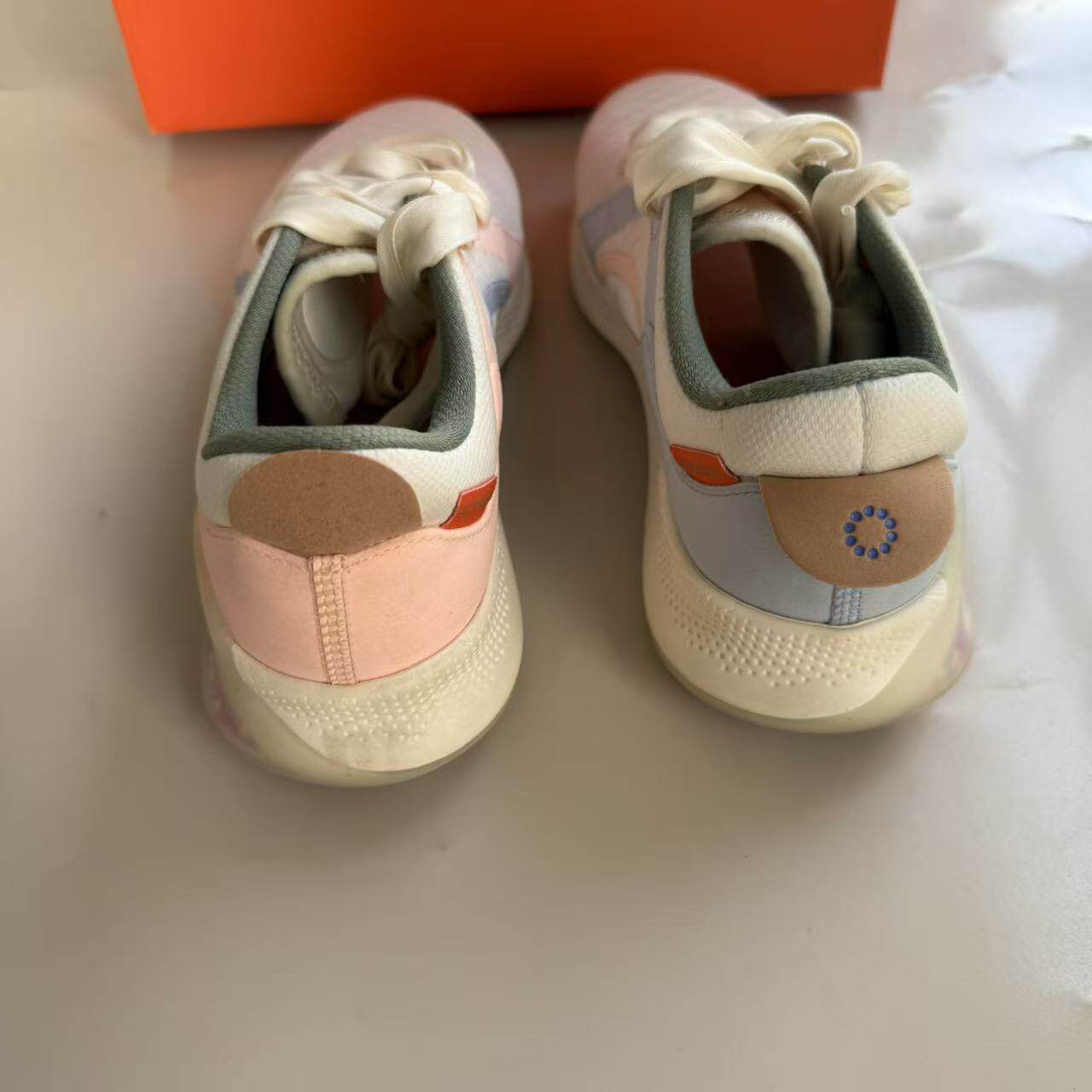 NIKE耐克 JOYRIDE DUAL RUN 2女子颗粒缓震轻便跑步鞋DD8504-188 - 图2