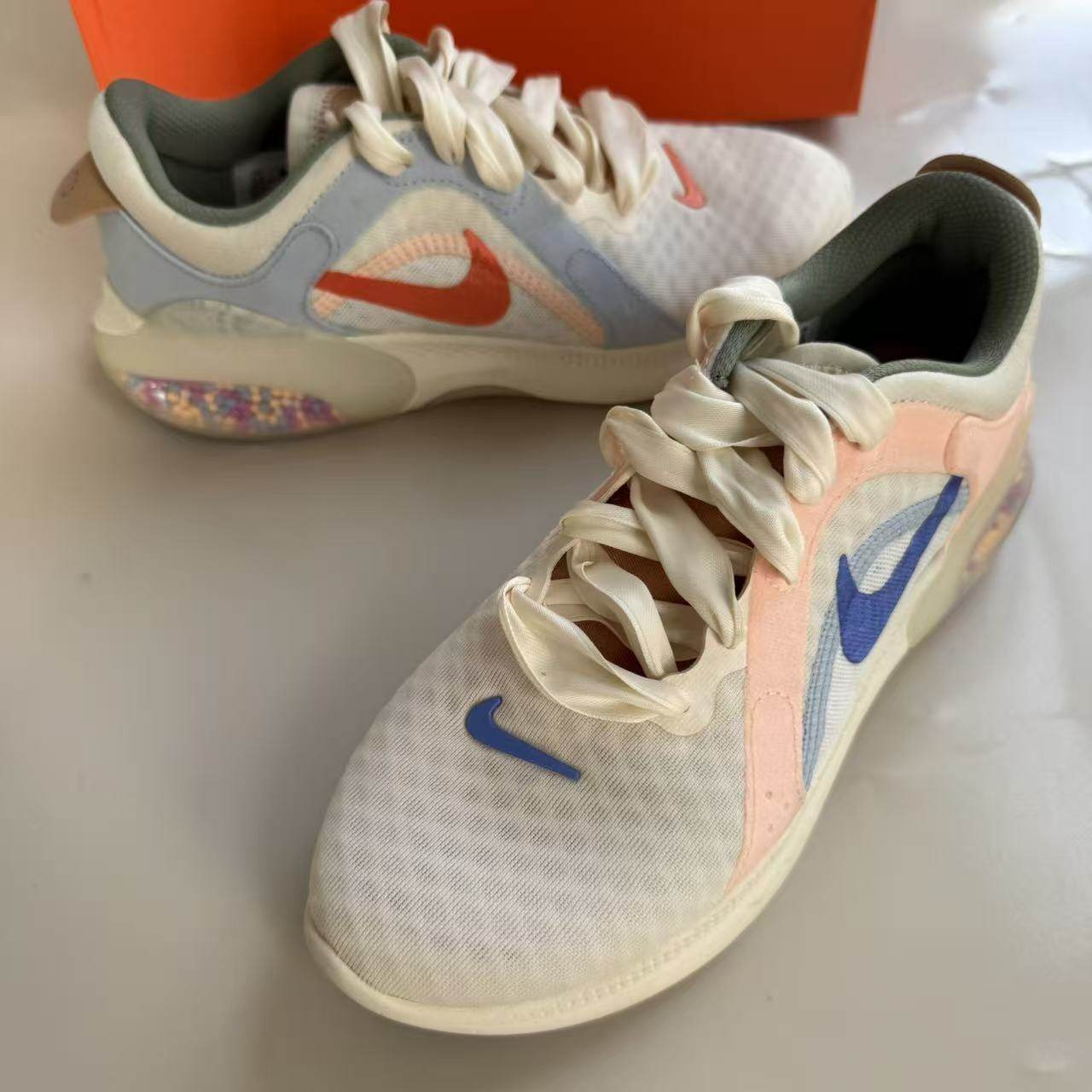 NIKE耐克 JOYRIDE DUAL RUN 2女子颗粒缓震轻便跑步鞋DD8504-188 - 图0