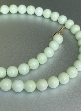 浅浅春色。天然柠檬松淡绿色圆球串珠项链清新亮眼显白8mm简约