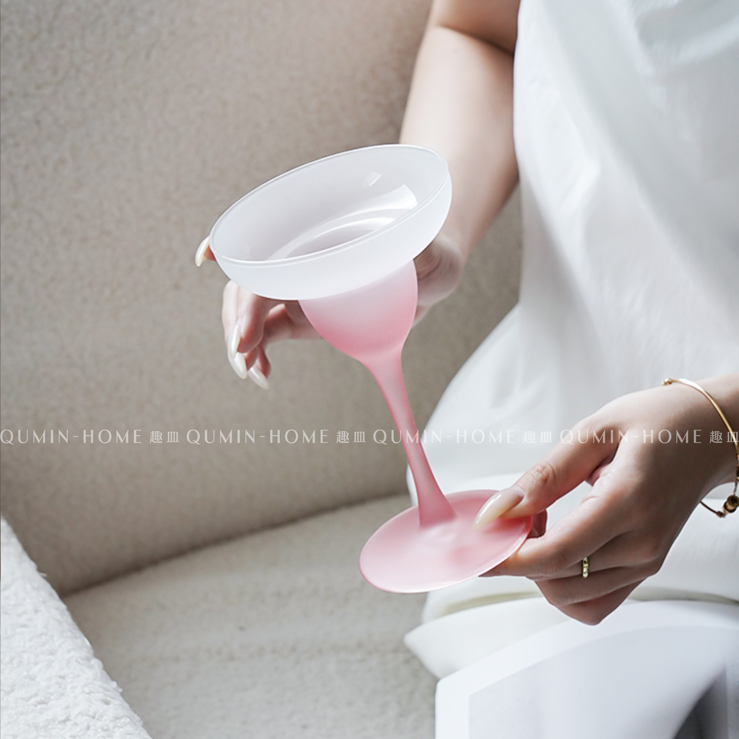 趣皿高级感玻璃高脚杯气泡酒杯子微醺特调鸡尾酒杯家用马天尼酒杯,淘宝优惠券,粉丝福利购,淘宝优惠卷