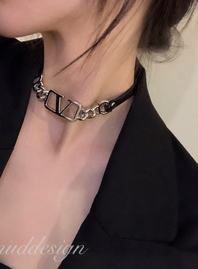 2023年新款欧美高级感项链女ins脖颈链轻奢小众设计感choker项圈