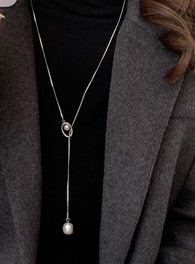 秋冬复古珍珠项链女款2025新款长款毛衣链气质高级感轻奢毛衣配饰