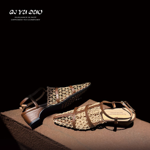 【七与多】5cm/编织美学 复古时尚镂空网网鞋尖头粗跟细带凉鞋女 - 图0