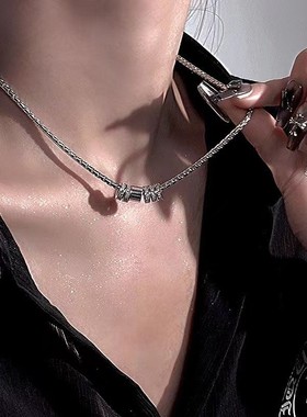 中性冷淡风闪钻圆环吊坠钛钢项链