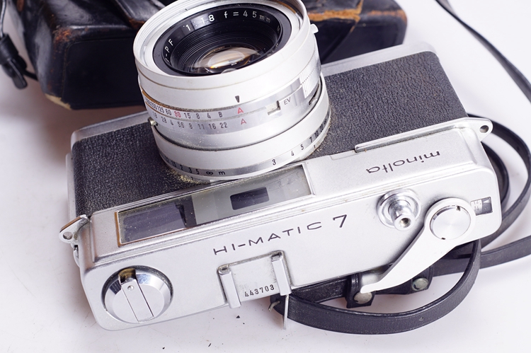 美能达 MINOLTA 7旁轴胶片相机 45 1.8镜头功能正常测光好带皮套-图2