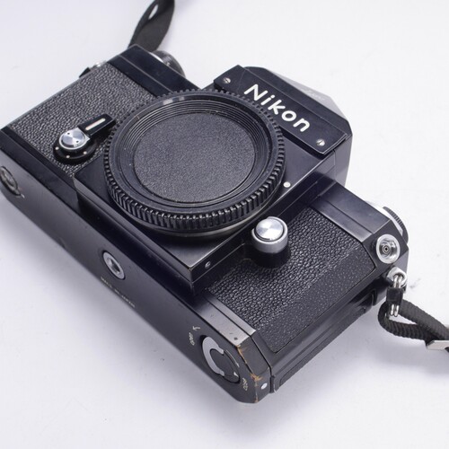 尼康NIKON 大F 黑漆尖顶全机械胶片单反相机可腰平全铜制作 95新 - 图0