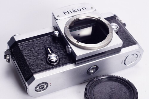尼康  NIKON 大 F 成色较好单机机械 胶片相机 可配35 50 镜头 - 图1